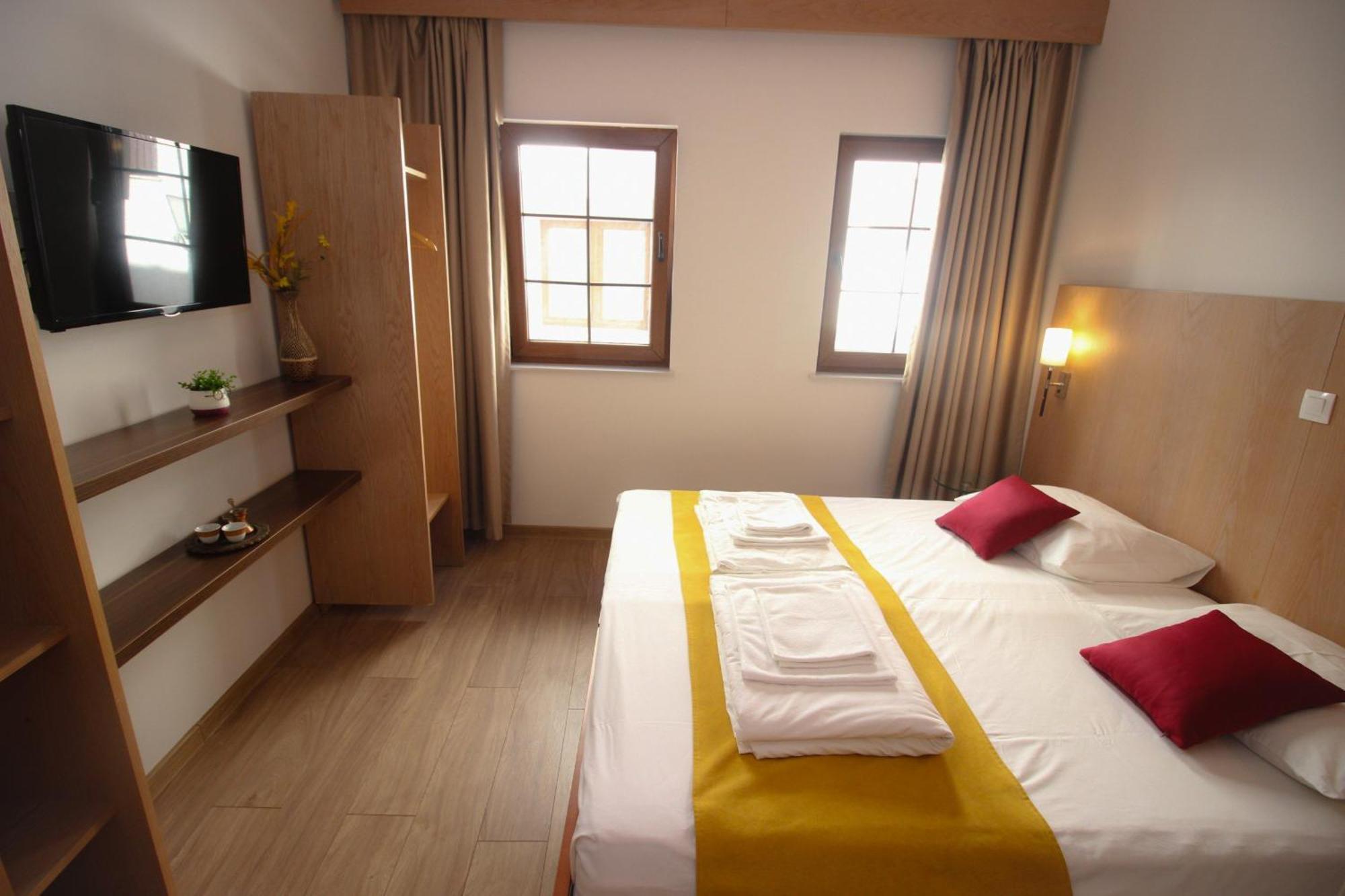Villa Deny Mostar - With Free Parking Luaran gambar